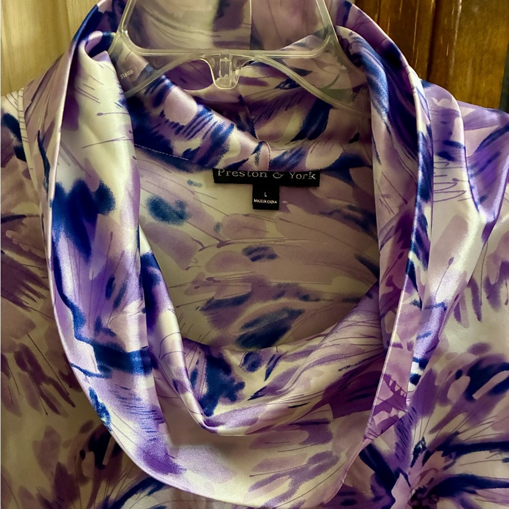Preston & York Lavender Abstract Top